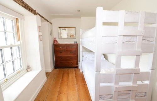 Beach Cottage - Photo 17