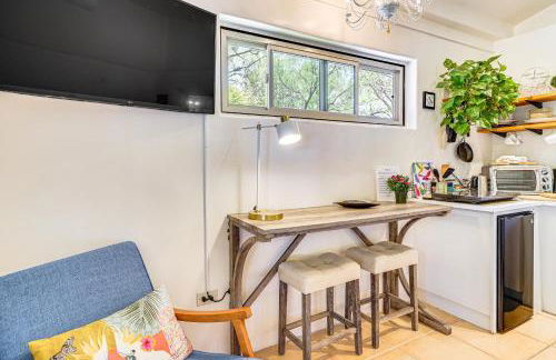 Casa Paloma Studio Artsy and Airy with Hot Tub Access - Foto 9