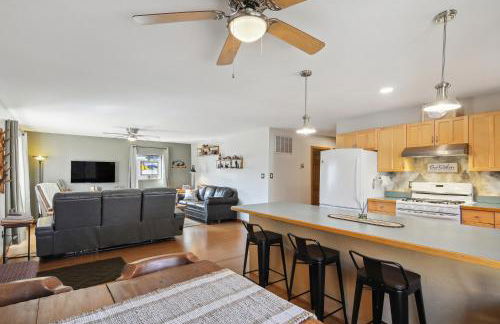 Single Tree Cottage - Walk to Downtown Chama! - Foto 6