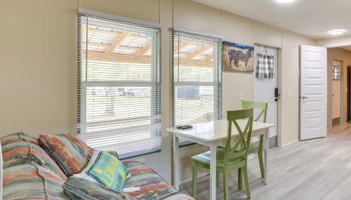 Morriston Getaway with Patio - Near HITS Farm! - Foto 5