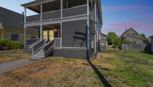 Charming Downtown McCloud Retreat home - Foto 2