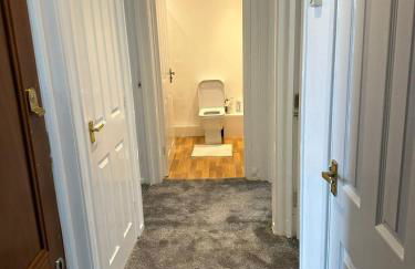 Lovely Two Bedroom Flat - Foto 18