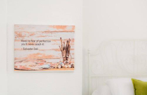 Hello Dali Surreal 2BR Retreat Nr Downtown St Pete - Foto 32