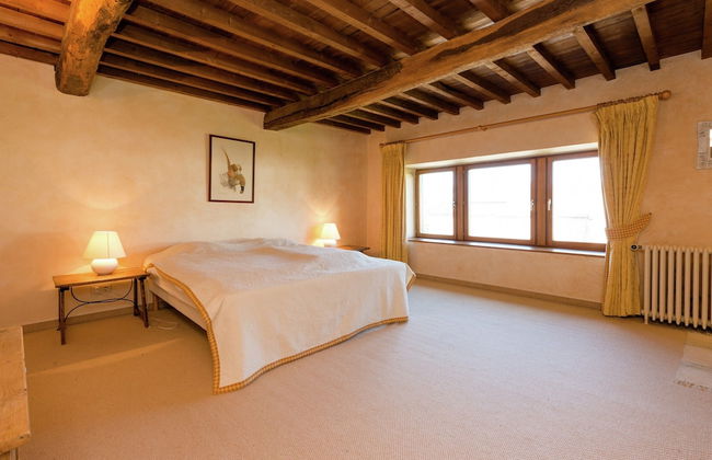 Cozy Holiday House near La Roche - Photo 3