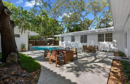 Memory Lane Cozy Home with Pool Lush South Miami - Foto 49