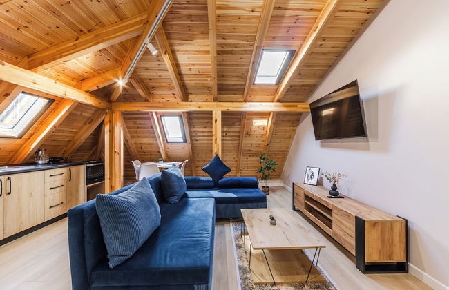 Authentic Villa Apartment - Photo 12