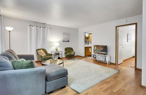 Charming Family Friendly 3BR Duplex Close to Drake - Foto 1