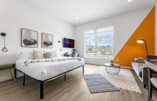 Chic Studio, Walk to Downtown With Skyline Views - Foto 1