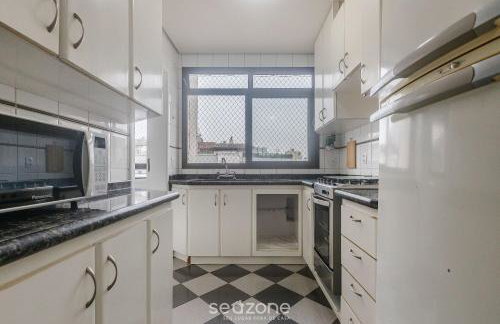 Apto em frente à Praça Gov. Celso Ramos RMI1101 - Foto 2