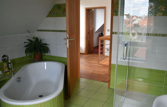 Engemann Modern Retreat - Photo 12