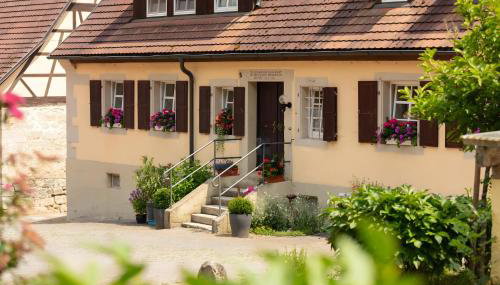 Hof in L i e b e s d o r f - Foto 2