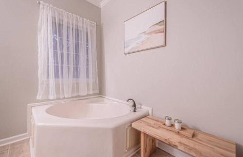 Oasis on 151 - Ideal Location on Brew Ridge Trail - Foto 21