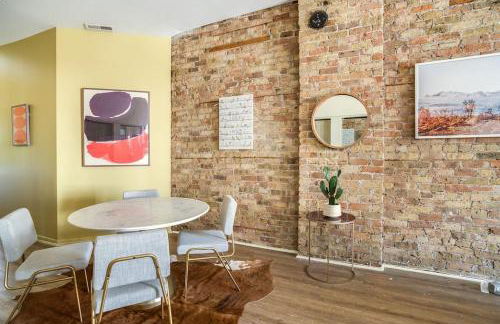 Beautifully Remodeled Third Floor Flat in River North - 3N - Foto 13