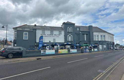 Royal Albion Walton - Foto 1