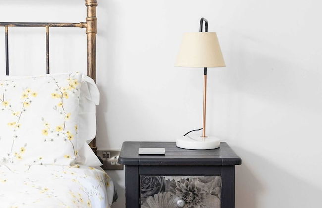 Charming Seaside Cottage - 5-min Walk to Beach - Photo 46