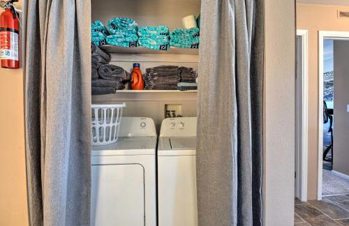 Cottage with Fire Pit and Deck on The Klamath River! - Foto 17