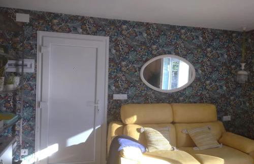 Charming House in Parada with Large Garden - Foto 7