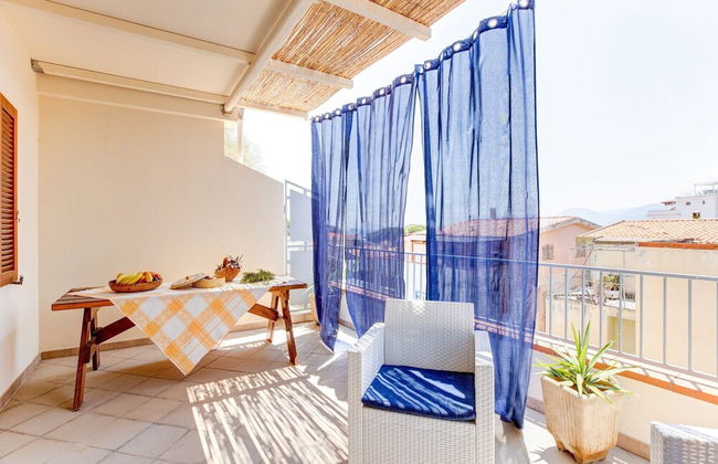 Restful Apartment in Cala Gonone with Balcony near Sea Beach - Photo 13