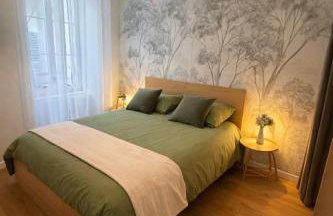 Le salon des voyageurs - Appartement au coeur du Centre Historique de Dole avec Terrasse - Foto 6