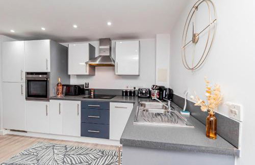 Upgraded 4 Beds Level Access Lifts 2 bath Parking - Foto 10