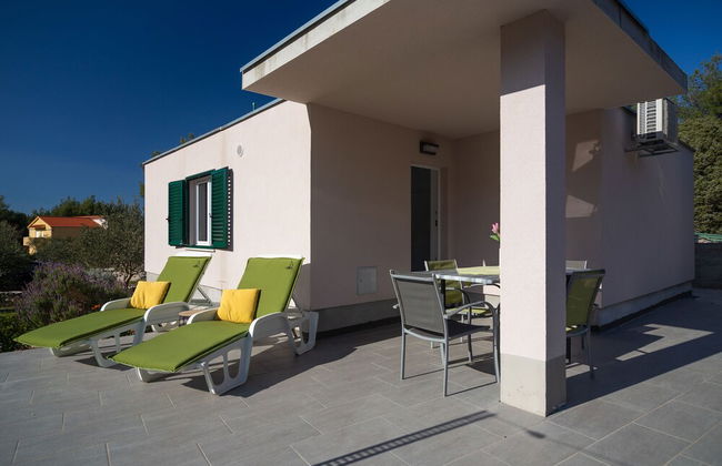 Olive Eden - Foto 52