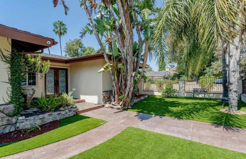 Cozy Home with Pool and Jacuzzi Minutes from Universal Studios - Foto 56