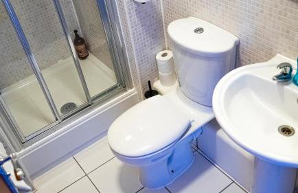 Piazza 2 bed 2 bath APT close to Cardiff Bay and WMC with Private Parking - Foto 11