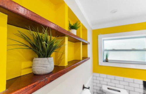 Tropical Oasis Located Near Lake With Pool and Hot Tub - Foto 40