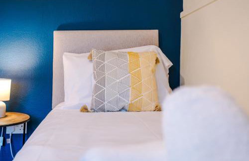 2 Bedroom Home Sleeps 4 Ideal for Long Stays and Business Trips - Foto 22