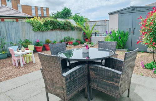 Fully accessible bungalow by the Beach - Photo 5