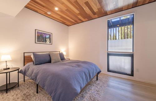 Modern Eco Retreat with Hot Tub and Views - Foto 25