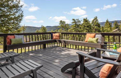 Hot Tub - Scenic Views - Spacious Deck - Game Room - Foto 5