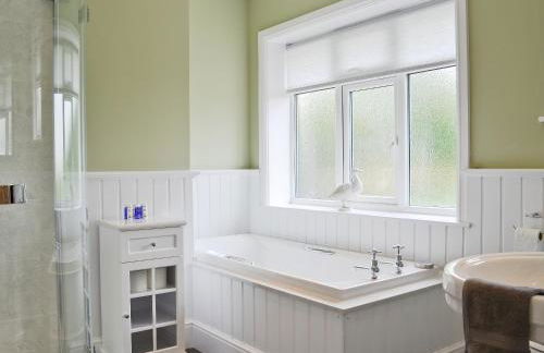 Tudor House - Foto 17