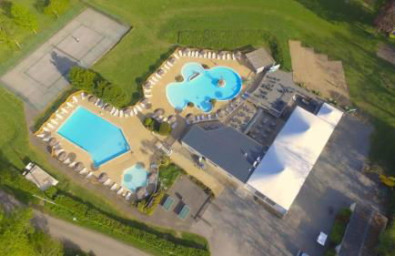 Mobil-home 4 à 6 personnes camping paradis 4 étoiles - Foto 12