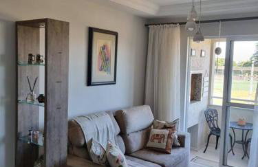 Apto amplo 5 pessoas 2 banheiros garagem - Foto 9