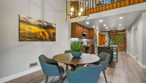 #1Condo Glacier Resort Pool Golf HotTub Sauna Gym - Foto 5