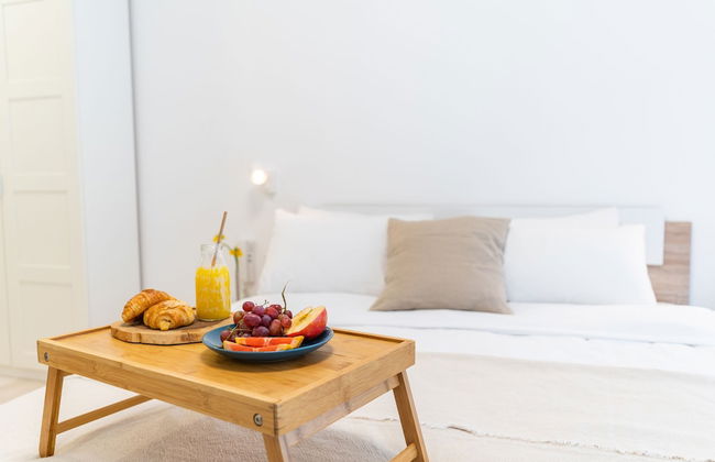 Sunlit Urban Escape with Balcony by Sea N Rent - Foto 11