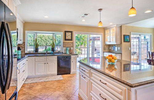 Deluxe Laguna Hills Home with Outdoor Oasis! - Foto 9