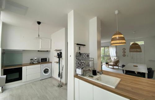 Duplex 3 Chambres Proche Gare Clim, WIFI, parking - Foto 13