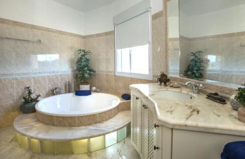 Villa Villa El Paraiso al Mar Ambolo by Interhome - Foto 76