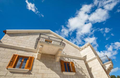 Luxury Stone Villa Nevija with heated pool - Photo 15