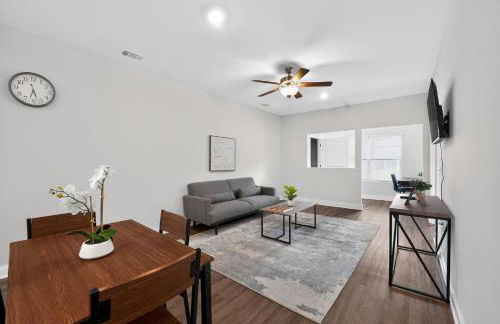 Modern Savannah 2BR Near Shopping - Foto 3