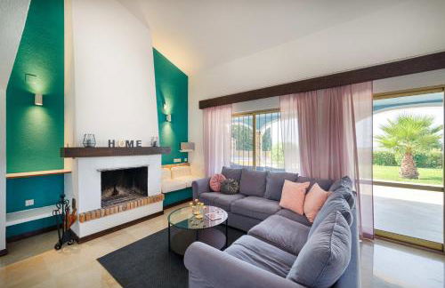 Villa Mimosa sleeps 8 with Heated Pool - Photo 9