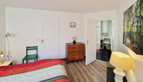 Votre cocon avec baignoire et Wifi à 15 min à pied du centre d'Amiens - Foto 3