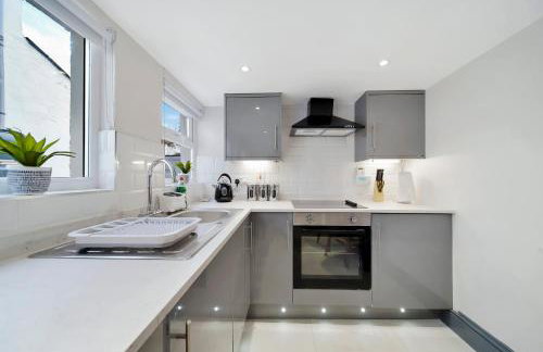 Magee Town House 'Sleeping 8 guests' - Foto 2