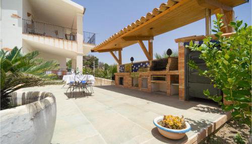 4 Bedroom Stunning Apartment In Ciotta - Foto 5