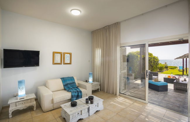 Meneou Beachfront Villa 5 - Foto 12