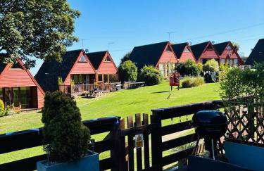 Kingsdowns Top Family Chalet, stunning and cosy interiors, indoor heated pool, mini golf, tennis court, BBQ and beach! - Foto 16