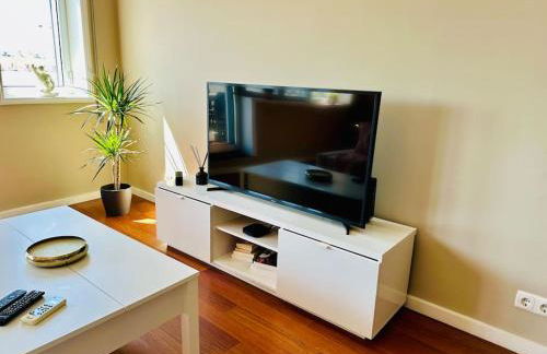 Renovado com AC, 2 WC completos, terraço e garagem - Foto 34