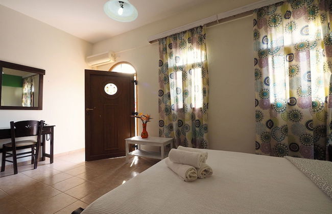 Sofia Limeni - Photo 9